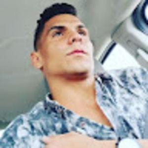 Meet your Posher, Efrain